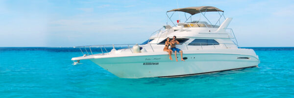 Cancun_Yacht_Charter_Polo_Player_0